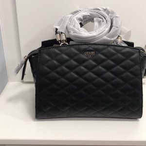 NWT! GUESS HANDBAG